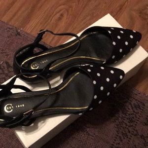 Flat black pot dot shoes size 10 never worn